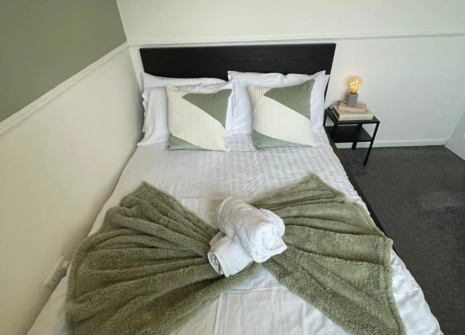 Redcroft Green 3 Bdrm Sleeps 5 Quiet Residental Area Newcastle upon Tyne 0*,  United Kingdom