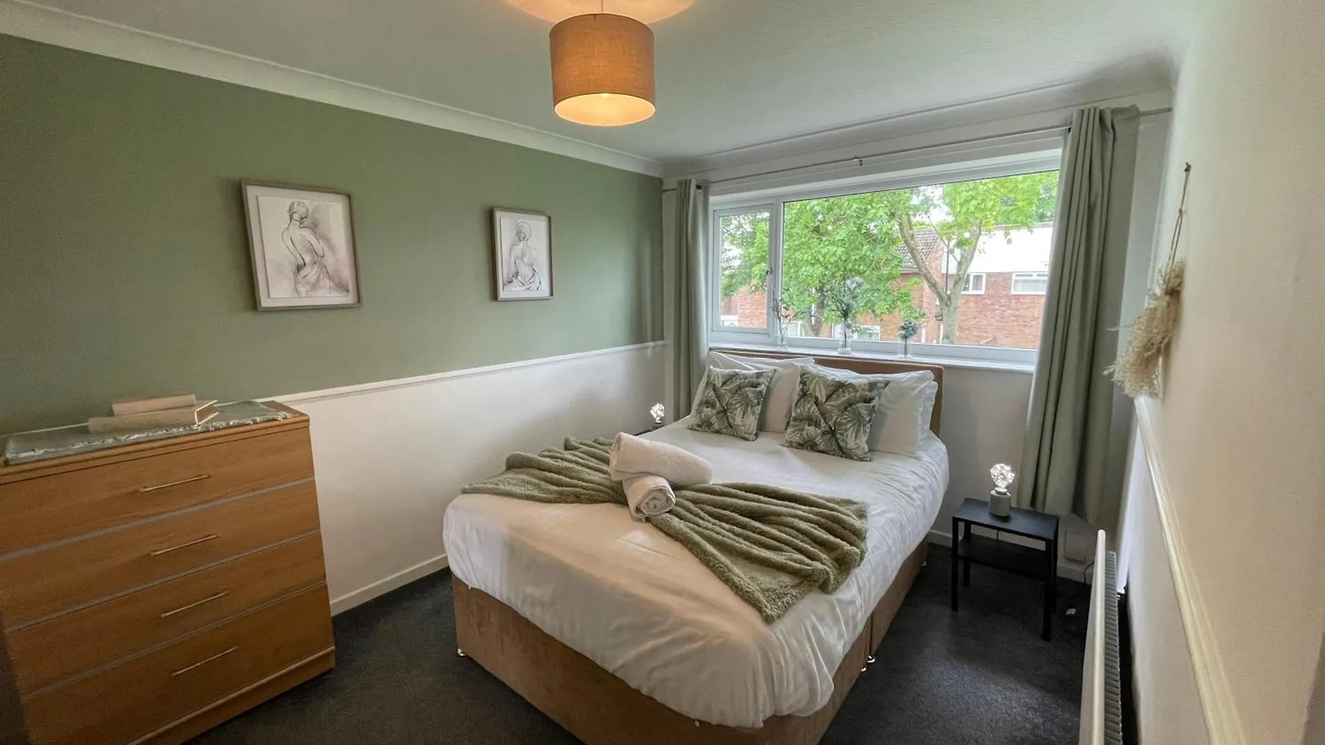 Holiday home Redcroft Green 3 Bdrm Sleeps 5 Quiet Residental Area Newcastle upon Tyne United Kingdom